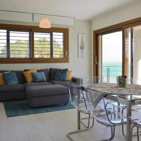 Isola Bella Luxury View アパート タオルミーナ