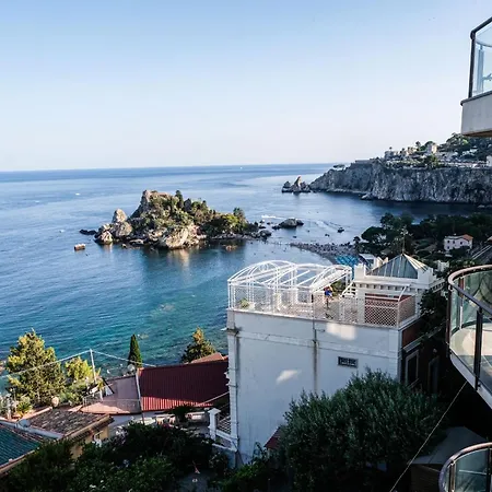 Isola Bella Luxury View タオルミーナ