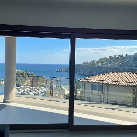 Isola Bella Luxury View Apartment *