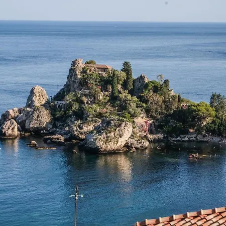 Isola Bella Luxury View Apartment