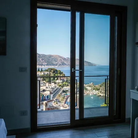 Isola Bella Luxury View Apartment *